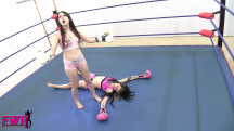 Boxing Beauties: Ziva vs Larz - 12