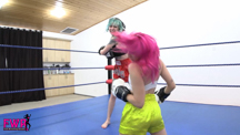 Boxing Beauties: Larz's Revenge - 12