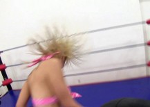 Boxing Layla - 03