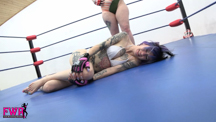 Lo, the Queen of Submissions - 15