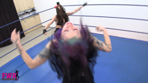 Peyton vs Larz: Kick Fight - 03