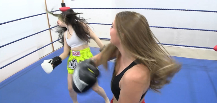 Boxing Beauties: Lauren vs Ziva